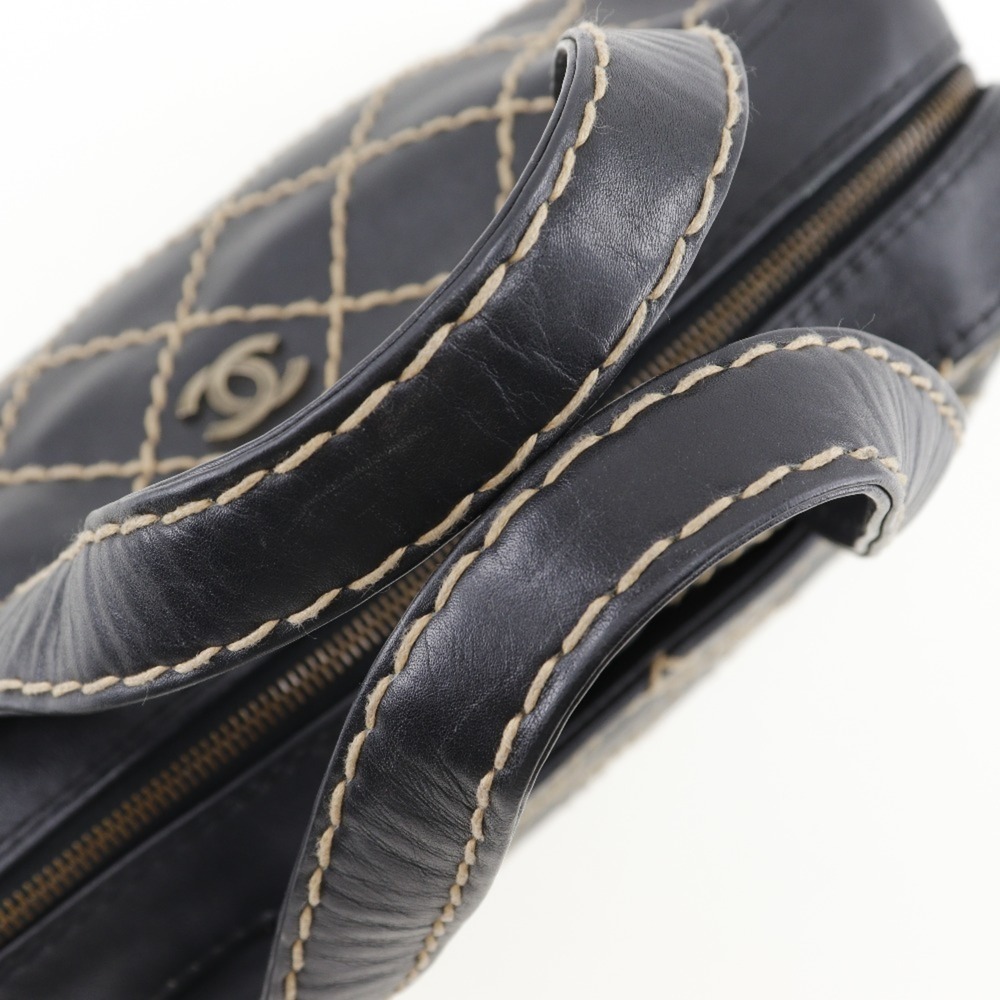 CHANEL Black Logo Bag - Picture 5 of 11